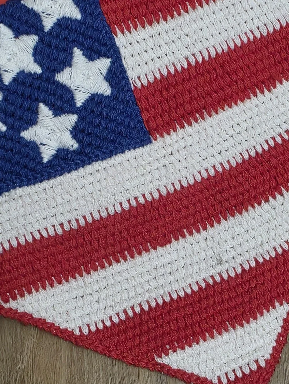 🔹️NWT Red & Blue Flag Crochet Triangle Hair Scarf Bandana